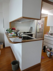 使い勝手の良い洗練されたキッチンへ